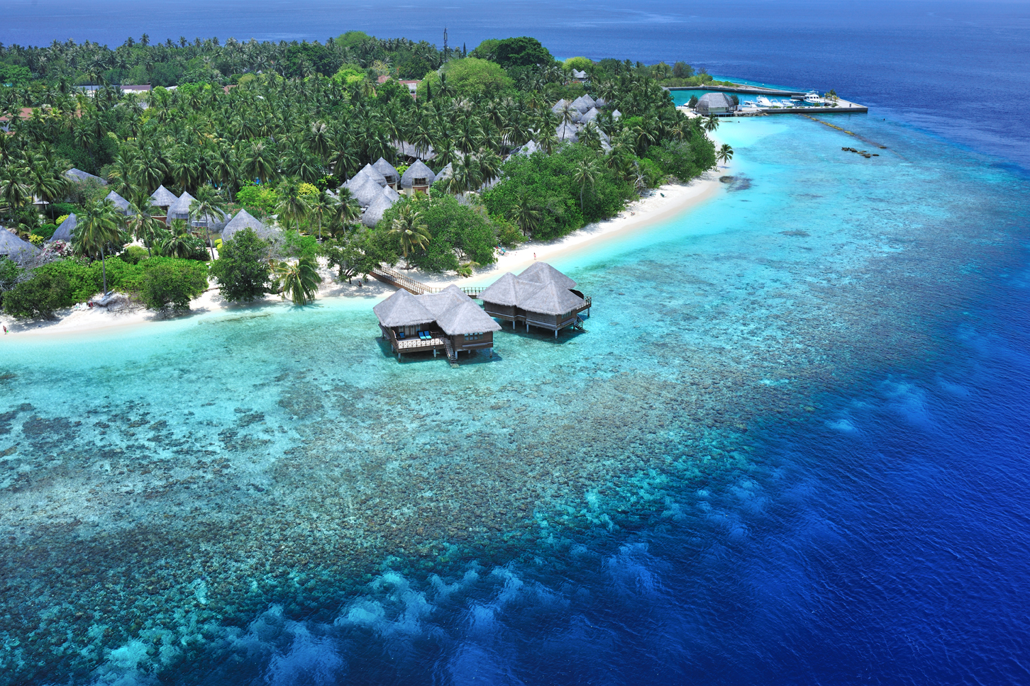 Bandos Maldives 5*