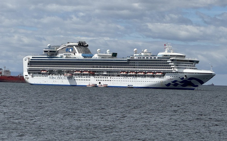 Sapphire Princess